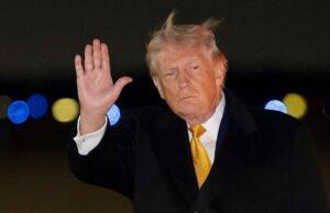 Administração Trump chega a acordo com Dominica para enviar requerentes de asilo dos EUA ARQUIVO - O primeiro-ministro de Dominica, Roosevelt Skerrit, participa da segunda cúpula anual CARICOM-Índia, em Georgetown, Guiana, quarta-feira, 20 de novembro de 2024