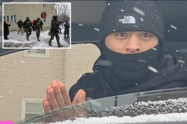 Agente do ICE ataca manifestante durante busca por suposto agressor sexual infantil: ‘É quem você está protegendo’
