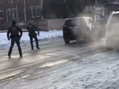 Agente do ICE em assassinato em Minneapolis identificado como veterano de 10 anos na aplicação da lei Yahoo news home