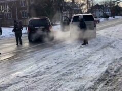 Agente do ICE mata mulher a tiros em Minneapolis Agente do ICE mata mulher a tiros em Minneapolis