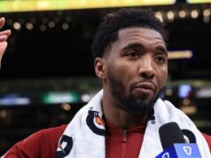 ‘Alex Pretti foi assassinado’: estrelas da NBA explodem ICE, apoiam a ‘solidariedade’ com os agitadores ‘exigindo justiça’ 'Alex Pretti foi assassinado': estrelas da NBA explodem ICE, apoiam a 'solidariedade' com os agitadores 'exigindo justiça'