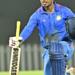 Aman Mokhade registra o terceiro maior número de corridas em uma temporada do Troféu Vijay Hazare