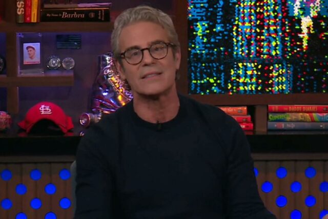Andy Cohen emite declaração política rara sobre 'WWHL' após a Andy Cohen emite declaração política rara sobre 'WWHL' após a morte de Alex Pretti: “Nosso governo está permitindo que agentes mascarados anônimos executem seus próprios cidadãos”