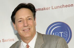 Andy Friendly, produtor fundador da ‘Entertainment Tonight’ e ex-executivo da CNBC, morre aos 74 anos Andy Friendly, produtor fundador da 'Entertainment Tonight' e ex-executivo da CNBC, morre aos 74 anos