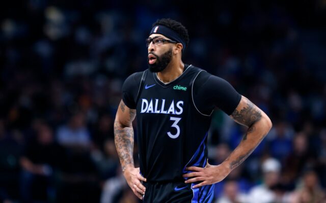 Anthony Davis não quer que Mavs admita a derrota na negociação do Lakers

