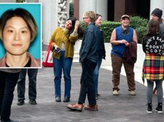 Apoiador manda beijo para suspeito de conspiração terrorista em Los Angeles durante audiência no tribunal Apoiador manda beijo para suspeito de conspiração terrorista em Los Angeles durante audiência no tribunal