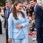 WASHINGTON, DC - 20 DE JANEIRO: Barron Trump participa de cerimônias de inauguração na Rotunda do Capitólio dos EUA em 20 de janeiro de 2025 em Washington, DC. Donald Trump toma posse para seu segundo mandato como 47º presidente dos Estados Unidos. (Foto de Kevin Lamarque - Piscina/Getty Images)