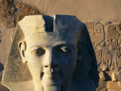 Após 96 anos, os arqueólogos finalmente encontraram a parte que faltava em uma estátua lendária Yahoo news home