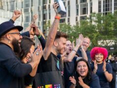 Apple revela que tem 2,5 bilhões de dispositivos ativos em todo o mundo Apple revela que tem 2,5 bilhões de dispositivos ativos em todo o mundo