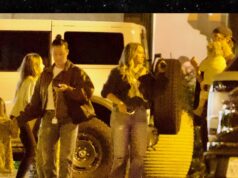 Ashley Tisdale e Haylie Duff se divertem em meio a um drama de grupo de mães tóxicas ashley tisdale haylie duff backgrid 1