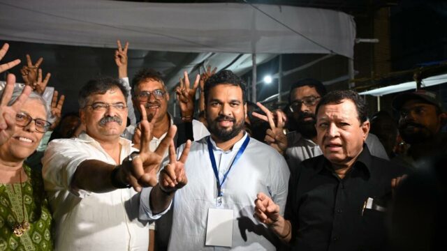 Associação de Críquete de Mumbai apresenta contratos centrais para jogadores Associação de Críquete de Mumbai apresenta contratos centrais para jogadores e lança torneio inter-universitário