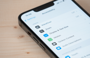 Ative esta configuração para proteger sua privacidade ao permitir que outra pessoa use seu iPhone Ative esta configuração para proteger sua privacidade ao permitir que outra pessoa use seu iPhone