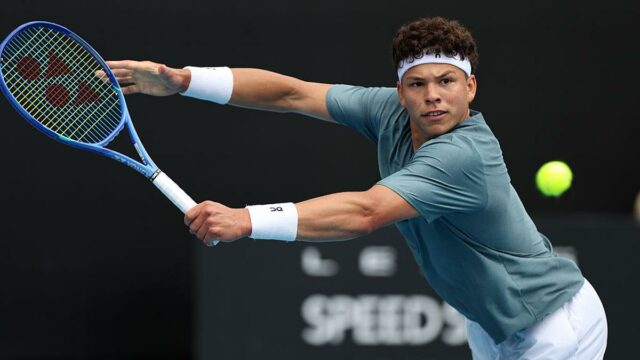Auckland Open 2026: Ben Shelton avança para as quartas de final
