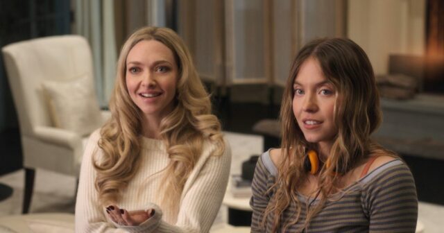 THE HOUSEMAID, from left: Amanda Seyfried, Sydney Sweeney, 2025. / © Lionsgate / Courtesy Everett Collection