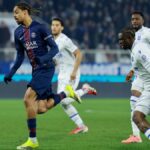Barcola marca a vitória e o PSG vence o Auxerre e volta ao topo da Ligue 1