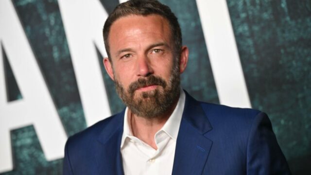 Ben Affleck diz que a rejeição do Oscar de 'Argo' de melhor diretor foi um 'enorme constrangimento'
