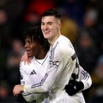 Chutes a gol de Benjamin Sesko contra Burnley em comparação com chutes a gol de Rasmus Hojlund na temporada 2024/25