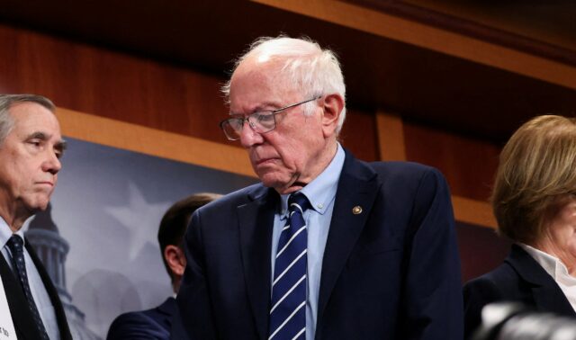 Bernie Sanders condena ataque de Trump à Venezuela
