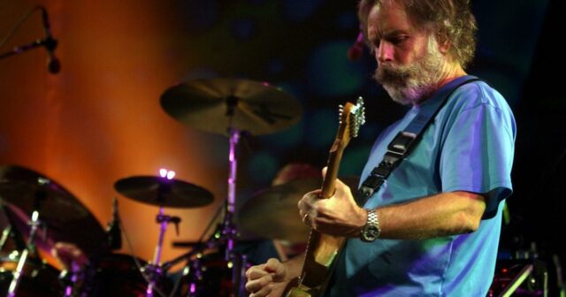 Bob Weir, membro fundador do Grateful Dead, morre aos 78 Bob Weir, membro fundador do Grateful Dead, morre aos 78 anos