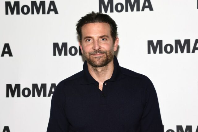 Bradley Cooper nega curiosamente ter feito cirurgia plástica
