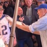 Rob Gronkowski no Pike Place Market