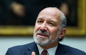 Breitbart News está organizando um evento político com o secretário de comércio Howard Lutnick Breitbart News está organizando um evento político com o secretário de comércio Howard Lutnick