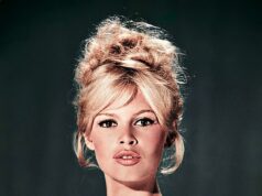 Brigitte Bardot morreu de câncer, revela seu marido em luto enquanto os enlutados se reúnem para o funeral em St Tropez com a líder da extrema direita Marine Le Pen entre os convidados Ícone do cinema francês Brigitte Bardot morreu de câncer, revelou seu marido