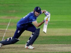 Brook, da Inglaterra, pede desculpas pela briga com segurança de boate durante turnê pela Nova Zelândia no ano passado Brook, da Inglaterra, pede desculpas pela briga com segurança de boate durante turnê pela Nova Zelândia no ano passado