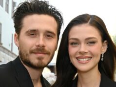 Brooklyn Beckham e sua esposa Nicola se beijam em novas fotos em meio a um drama familiar Por dentro do estado de espírito de Brooklyn Beckham ao ser visto pela primeira vez com Nicola Peltz após confirmar a rivalidade familiar