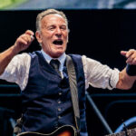 Bruce Springsteen dedica 'Terra Prometida' à extremista anti-ICE Renee Good, diz à 'Gestapo' ICE 'Dê o fora de Minneapolis'