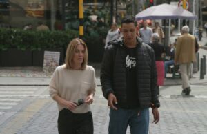 CBS finalmente vai ao ar arquivou relatório de ’60 minutos’ ‘Por dentro do CECOT’, apesar do não comparecimento do administrador de Trump | Análise Bari Weiss e David Ellison