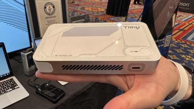 Laboratório de bolso Tiiny AI