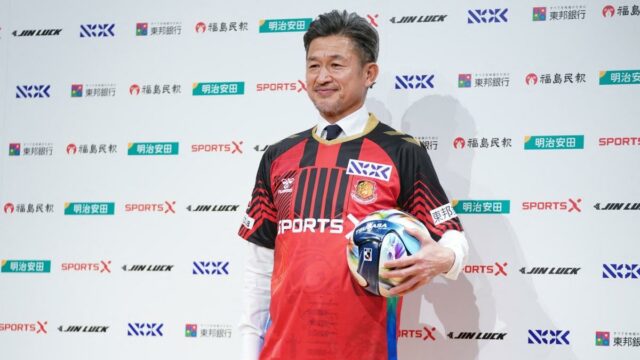 Cada segundo conta para o 'Rei Kazu' do Japão aos 58 anos
