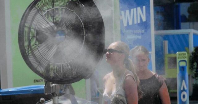 Calor recorde e incêndios reduzem a energia para 100.000 Calor recorde e incêndios reduzem a energia para 100.000