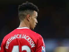 Cameron Borthwick-Jackson nomeia o jogador do Man Utd que se destacou como o melhor jogador em treinamento em Carrington Chelsea x Manchester United - Premier League