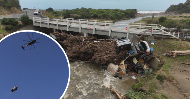 Extração de carros em Wye River 