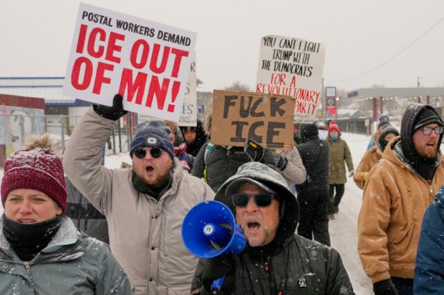 Cartas: A violência da administração Trump está criando medo
