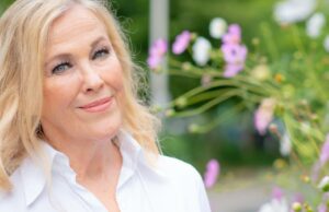 Catherine O’Hara, estrela de ‘Schitt’s Creek’ e ‘Home Alone’, morta aos 71 anos Catherine O'Hara, estrela de 'Schitt's Creek' e 'Home Alone', morta aos 71 anos