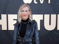 Catherine O’Hara tinha dificuldade para respirar antes de morrer, revela áudio do 911 Catherine-OHara-Emmys-GettyImages-2235450370