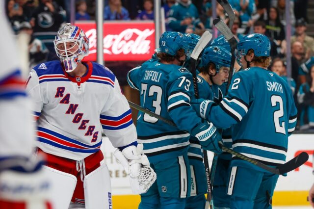 Celebrini brilha quando Sharks vence Rangers e entra em parte importante do cronograma
