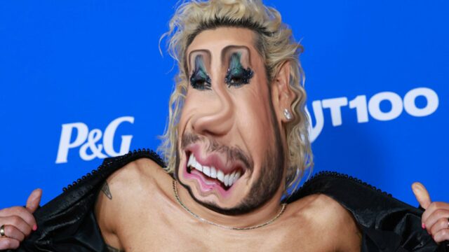 Celebrity Scramble - Adivinhe o garanhão sem camisa! Celebrity Scramble - Adivinhe o garanhão sem camisa!