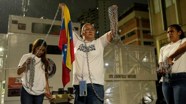 Centenas de presos políticos na Venezuela podem ser libertados sob novo projeto de anistia
