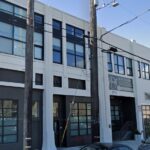 Centro de apartamentos de Oakland assumido pelo credor após execução hipotecária