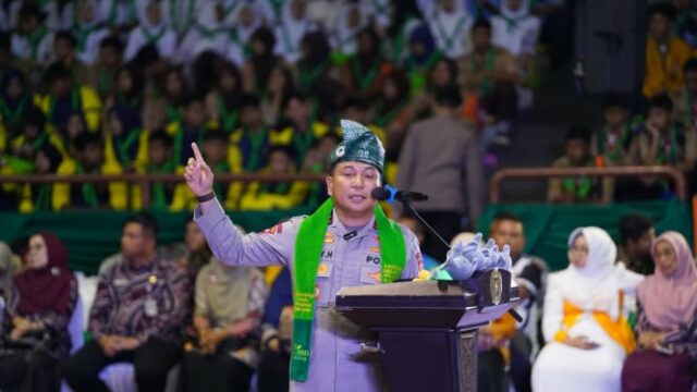 Chefe da Polícia de Riau: Futuro Ambiental e Social Determinado pela Coragem da Geração Jovem
