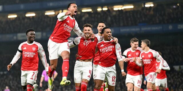 Chelsea x Arsenal - semifinal da Carabao Cup AO VIVO: último placar e atualizações enquanto Ben White dá vantagem aos Gunners em Stamford Bridge, em um início de pesadelo para Liam Rosenior
