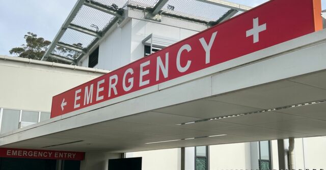 Cirurgiões 'aceitaram subornos' por vendas hospitalares de US$ 2,8 milhões
