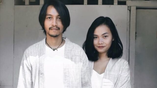 Com a intenção de sair de férias, a esposa de Com a intenção de sair de férias, a esposa de Fiersa Besari foi atropelada por um carro em Gambir