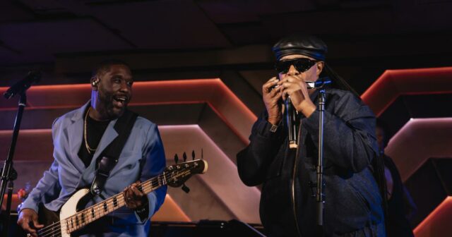 Como Adam Blackstone transformou o hotel Sun Rose, em West Hollywood, em um 'playground' musical
