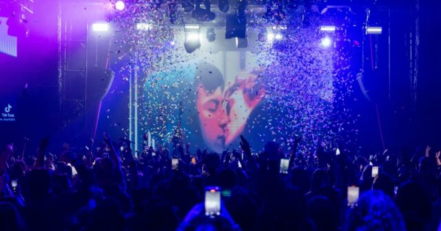 Como 'Heated Rivalry' se tornou uma comunidade alegre: 'Isso nos deu um motivo para dançar'
