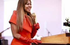 Como assistir ‘O Culto da Dona de Casa Real’, a controversa série documental de Mary Cosby sobre a estrela de ‘Salt Lake City’ Como assistir 'O Culto da Dona de Casa Real', a controversa série documental de Mary Cosby sobre a estrela de 'Salt Lake City'